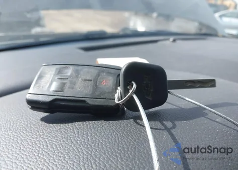 2015 Chevrolet Silverado 1500 1Lt из США, поврежденный, VIN 1GCVKREH5FZ371615